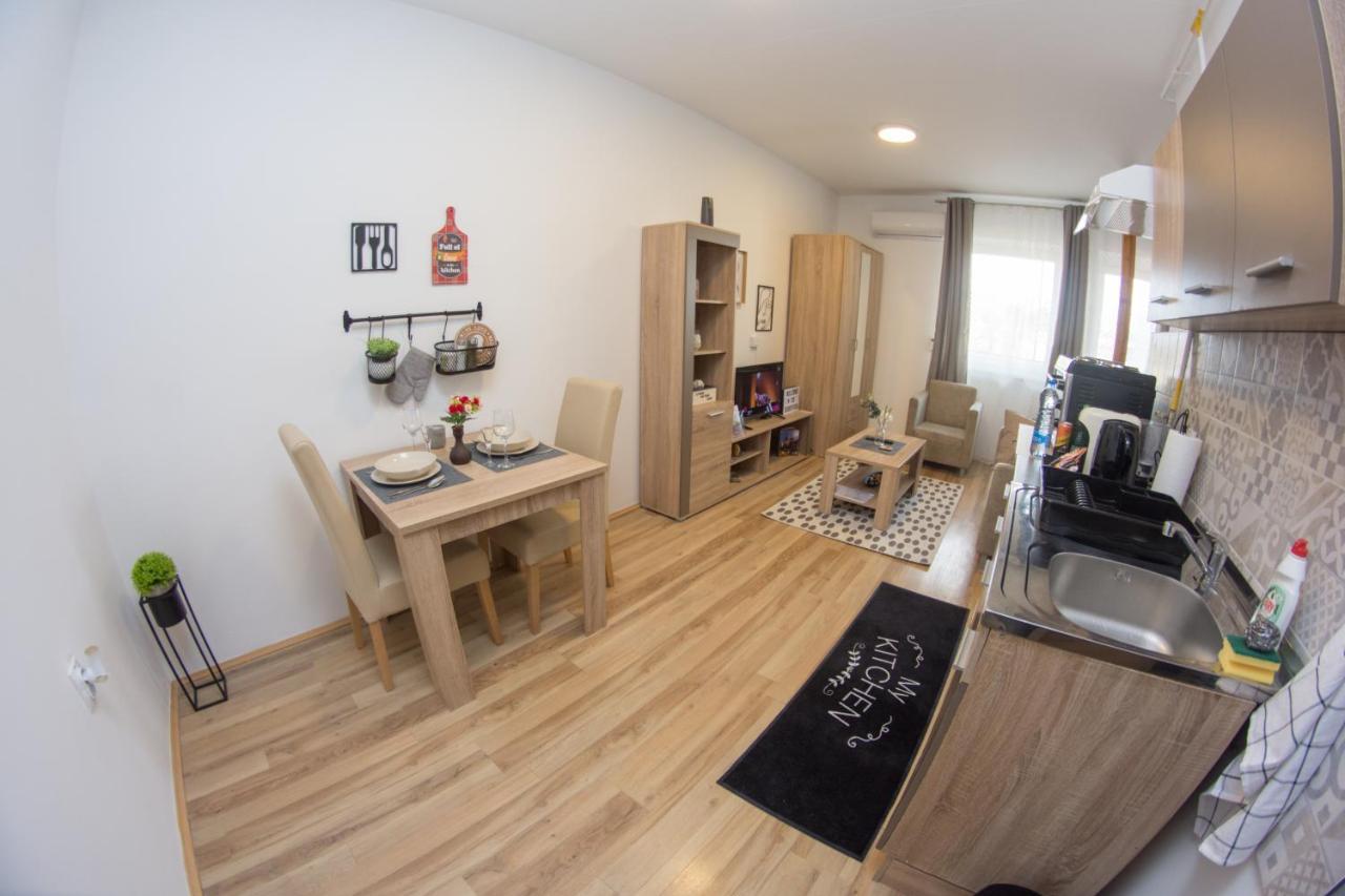 Sweet Apartment Subotica Bagian luar foto
